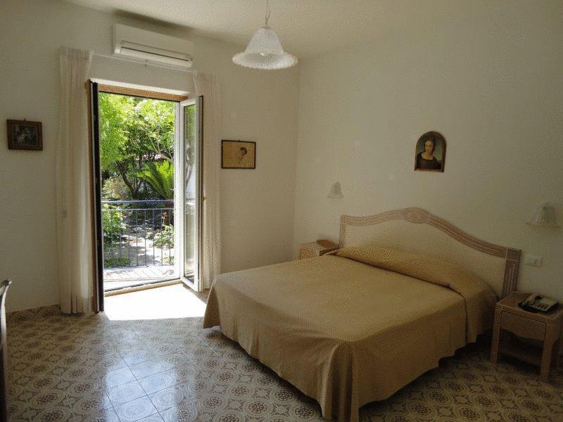 Hotel Candia Casamicciola Terme ภายนอก รูปภาพ